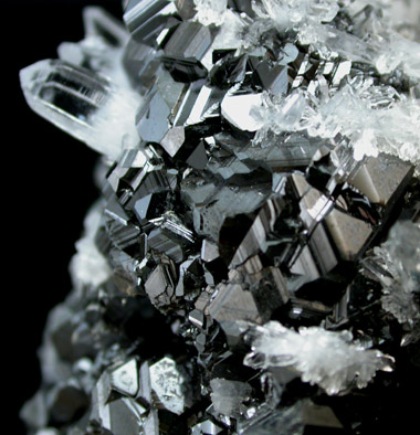 Quartz and Pyrite on Sphalerite from Huaron District, Cerro de Pasco Province, Pasco Department, Peru