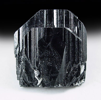 Columbite-(Fe) from Muiane Mine, Alto Ligonha pegmatites, Mozambique