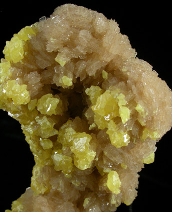 Sulfur on Barite from Machow Mine, Tarnobrzeg, Poland