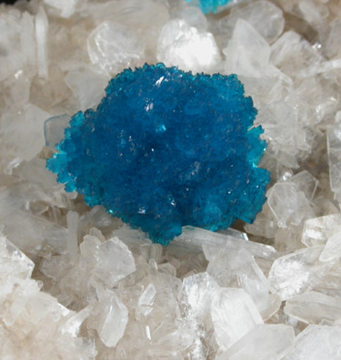 Cavansite on Stilbite from Wagholi Quarry, Maharashtra, India