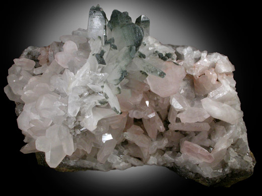 Quartz (Japan Law-twinned) from Huallapon Mine, Pasto Bueno District, Ancash Department, Peru