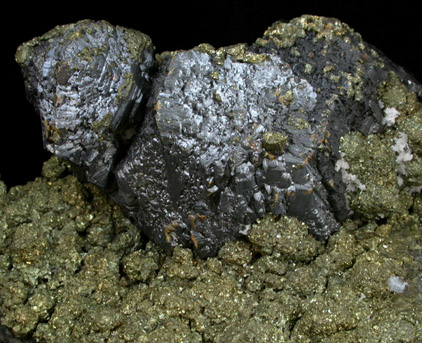 Sphalerite on Chalcopyrite from Laxey, Isle of Man, England