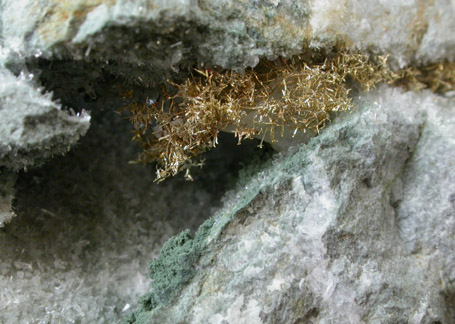 Gold (fine wire crystals) from Olinghouse Mine, 6030 bench, 813 pit, Washoe County, Nevada