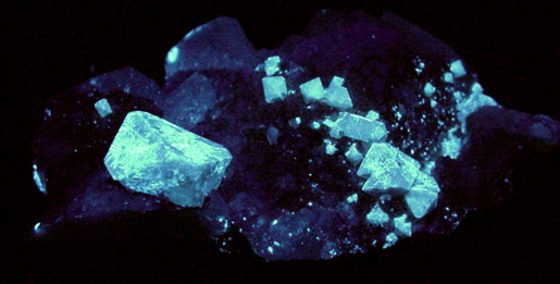 Scheelite on Quartz from Yaogangxian Mine, Nanling Mountains, Hunan Province, China