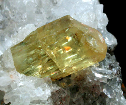 Fluorapatite in Quartz from Cerro de Mercado, Durango, Mexico