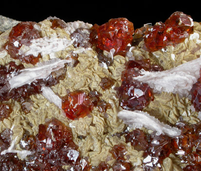 Sphalerite and Barite from Manuelita Mine, Morococha District, Yauli Province, Peru