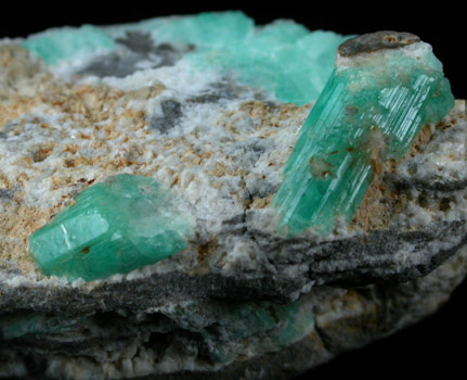 Beryl var. Emerald from Muzo, Colombia