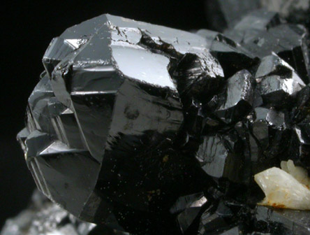 Cassiterite (twinned crystals) from Huanuni District, Dalence Province, Oruro Department, Bolivia