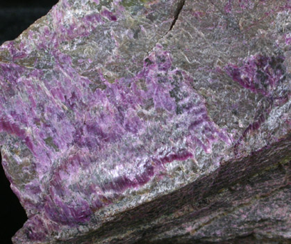 Stichtite with Barbertonite from Kaapschehoop, Barberton District, Mpumalanga Province, South Africa (Type Locality for Barbertonite)