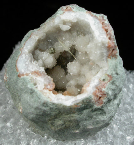 Millerite in Quartz Geode from US Route 27 road cut, Halls Gap, Lincoln County, Kentucky