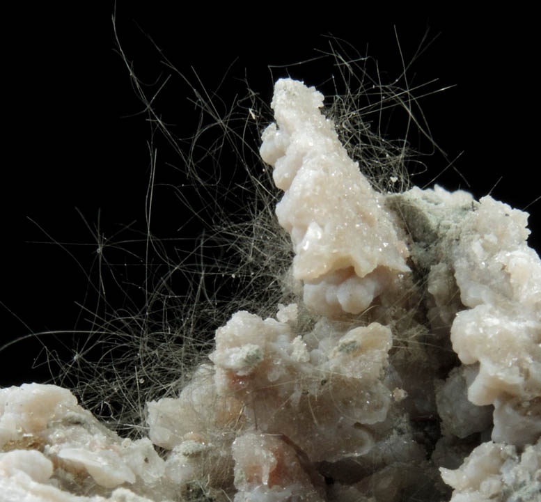 Millerite in Quartz Geode from US Route 27 road cut, Halls Gap, Lincoln County, Kentucky