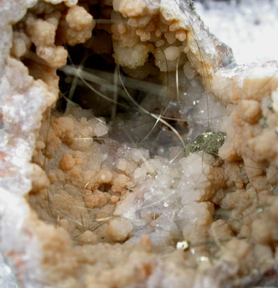 Millerite in Quartz Geode from US Route 27 road cut, Halls Gap, Lincoln County, Kentucky