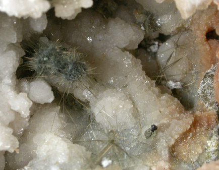 Millerite in Quartz Geode from US Route 27 road cut, Halls Gap, Lincoln County, Kentucky