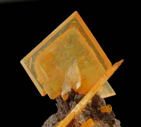 Wulfenite from Rowley Mine, 20 km northwest of Theba, Painted Rock Mountains, Maricopa County, Arizona