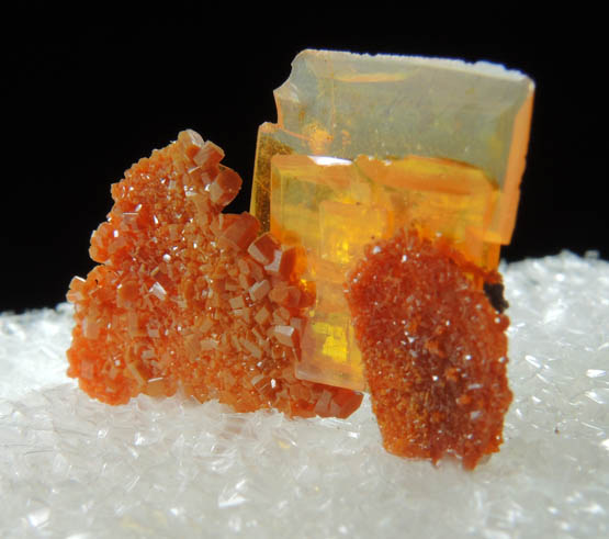 Wulfenite with Vanadinite pseudomorphs after Wulfenite from Rowley Mine, 20 km northwest of Theba, Painted Rock Mountains, Maricopa County, Arizona