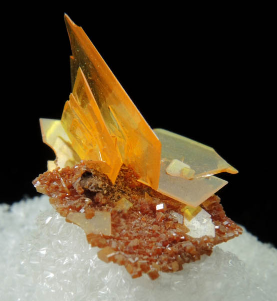 Wulfenite with Vanadinite pseudomorphs after Wulfenite from Rowley Mine, 20 km northwest of Theba, Painted Rock Mountains, Maricopa County, Arizona