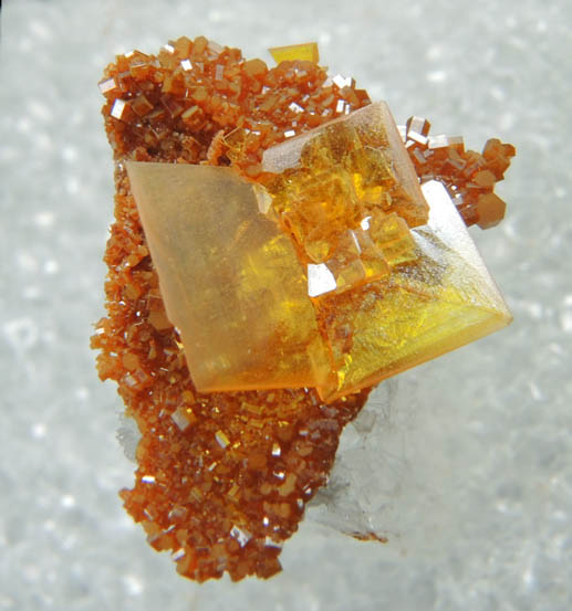 Wulfenite with Vanadinite pseudomorphs after Wulfenite from Rowley Mine, 20 km northwest of Theba, Painted Rock Mountains, Maricopa County, Arizona