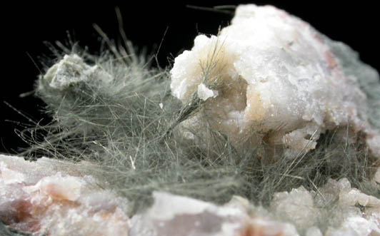 Millerite in Quartz Geode from US Route 27 road cut, Halls Gap, Lincoln County, Kentucky