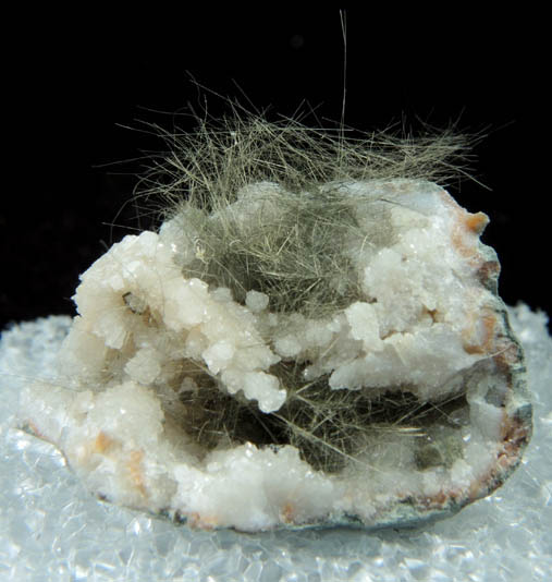 Millerite in Quartz Geode from US Route 27 road cut, Halls Gap, Lincoln County, Kentucky