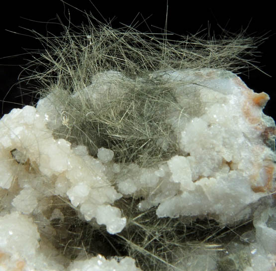 Millerite in Quartz Geode from US Route 27 road cut, Halls Gap, Lincoln County, Kentucky