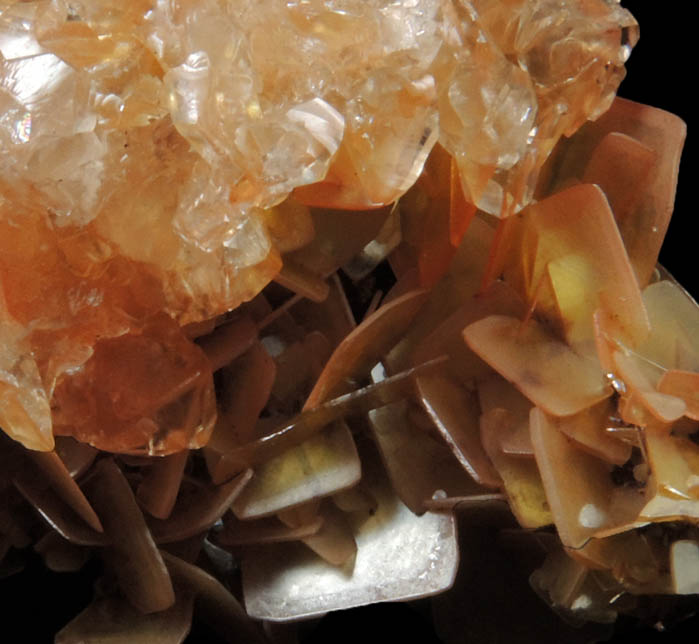 Wulfenite with Calcite from Defiance Mine, Courtland-Gleeson District, Cochise County, Arizona