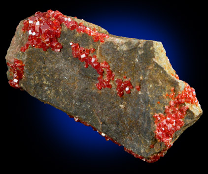 Vanadinite from Apache Mine (Vanadium Shaft), 8 km north of Globe, Gila County, Arizona