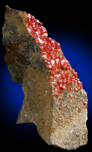 Vanadinite from Apache Mine (Vanadium Shaft), 8 km north of Globe, Gila County, Arizona