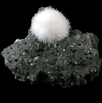 Natrolite from Millington Quarry, Bernards Township, Somerset County, New Jersey