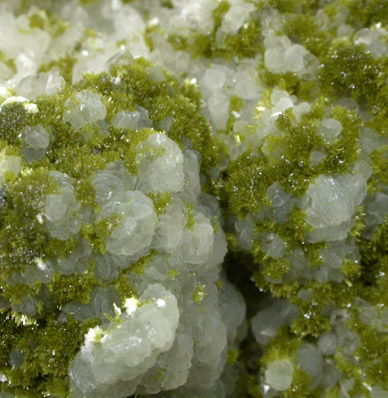 Prehnite, Laumontite, Quartz from Ocu, Panama