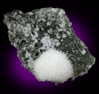 Natrolite from Millington Quarry, Bernards Township, Somerset County, New Jersey