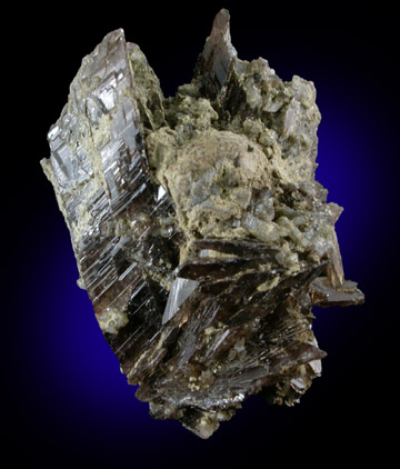 Axinite-(Fe) from Dalnegorsk, Primorskiy Kray, Russia