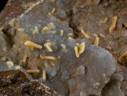 Wulfenite, Descloizite, Quartz from Finch Mine, north of Hayden, Banner District, Gila County, Arizona