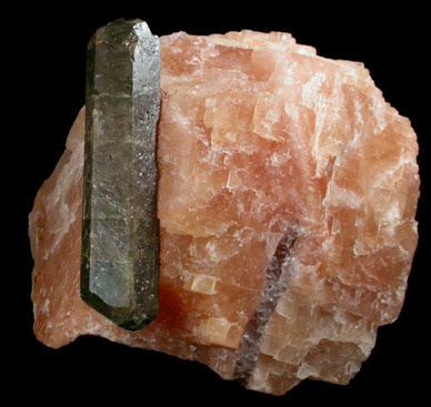 Fluorapatite in Calcite from Yates Mine, Otter Lake, Pontiac County, Qubec, Canada