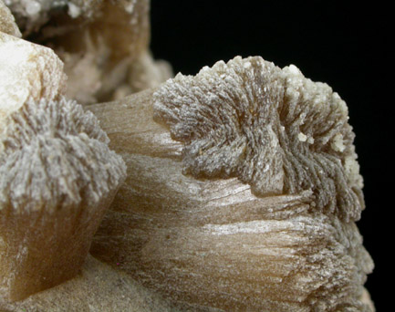 Stilbite with Babingtonite from New Street Quarry, Paterson, Passaic County, New Jersey