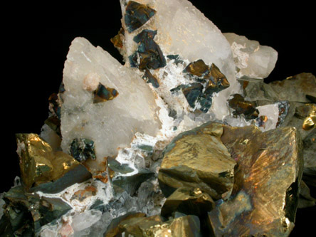 Chalcopyrite and Calcite on Quartz from Concepción del Oro, Zacatecas, Mexico