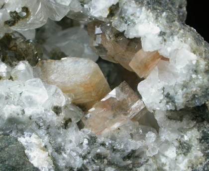 Heulandite-Ca and Calcite from Upper New Street Quarry, Paterson, Passaic County, New Jersey