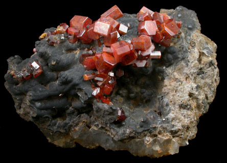 Vanadinite on Fe-Mn-oxide from Taouz, Errachidia, Meknes-Tafilalet, Morocco