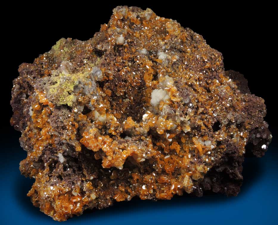 Wulfenite, Mimetite, Willemite from Ahumada Mine, Sierra de Los Lamentos, Chihuahua, Mexico