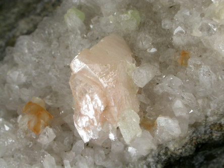 Heulandite-Ca on Quartz from Sowerbutt Quarry, Paterson, Passaic County, New Jersey