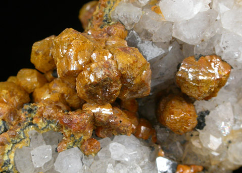 Mimetite var. Campylite with Coronadite and Quartz from Dry Gill Mine, Caldbeck Fells, Cumbria, England