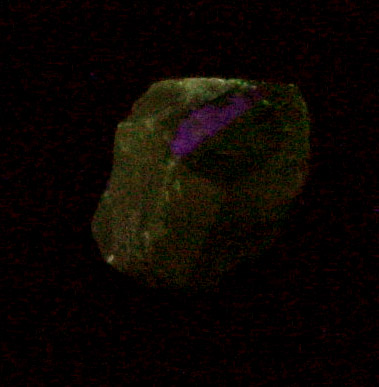 Grossular var. Tsavorite Garnet from Merelani Hills, near Arusha, Tanzania