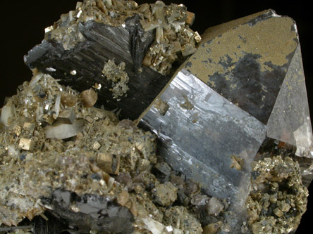 Ferberite, Bertrandite, Pyrite, Quartz from Kara Oba (Dzhambul), Betpakdala Desert, Karaganda Oblast', Kazakhstan