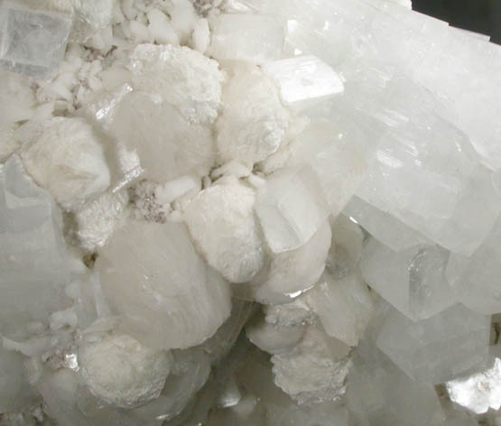 Apophyllite, Gyrolite, Stilbite from Jalgaon, Maharashtra, India