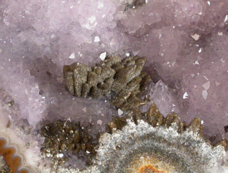 Quartz Geode with Calcite from Las Choyas, Chihuahua, Mexico