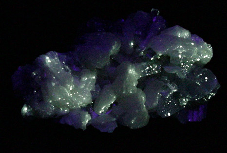 Stilbite, Apophyllite, Powellite from Jalgaon, Maharashtra, India