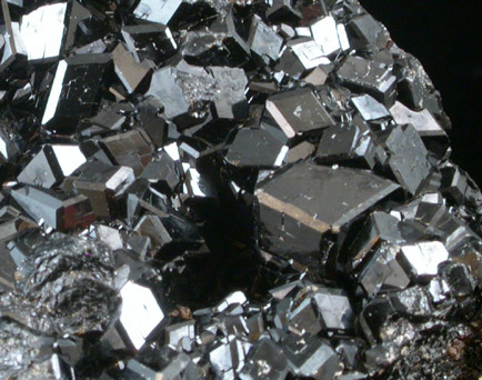 Andradite Garnet from Czegujewa, near Tetjuche, Vladivostok area, Siberia, Russia