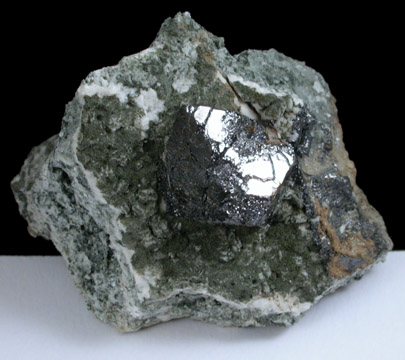 Magnetite from Laurel Hill (Snake Hill) Quarry, Secaucus, Hudson County, New Jersey