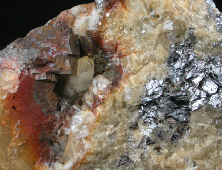 Sphalerite with Quartz from Roxbury Iron Mine, Mine Hill, Roxbury, Litchfield County, Connecticut