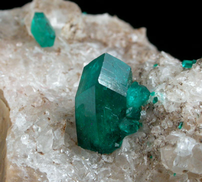 Dioptase from Altyn-Tyube, 66 km east of Karagandy, Karaganda Oblast', Kazakhstan (Type Locality for Dioptase)