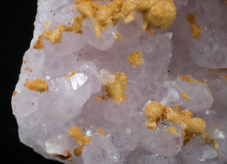 Siderite, Calcite and Quartz var. Amethyst from La Sirena Mine, Level 640, Guanajuato, Mexico